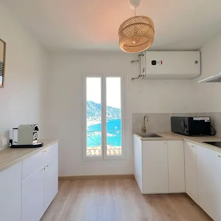 Casa Mia Sea View Old Town * Ментона
