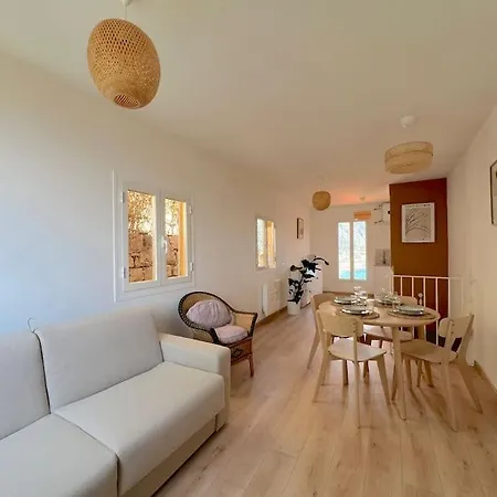 Casa Mia Sea View Old Town Holiday home